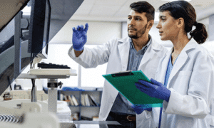 leading a lab science